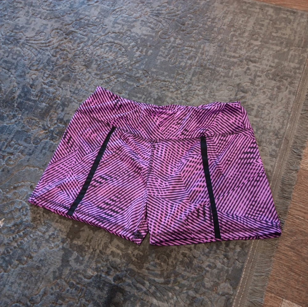 Lululemon Athletica Purple Athletic Shorts with Geometric Pattern